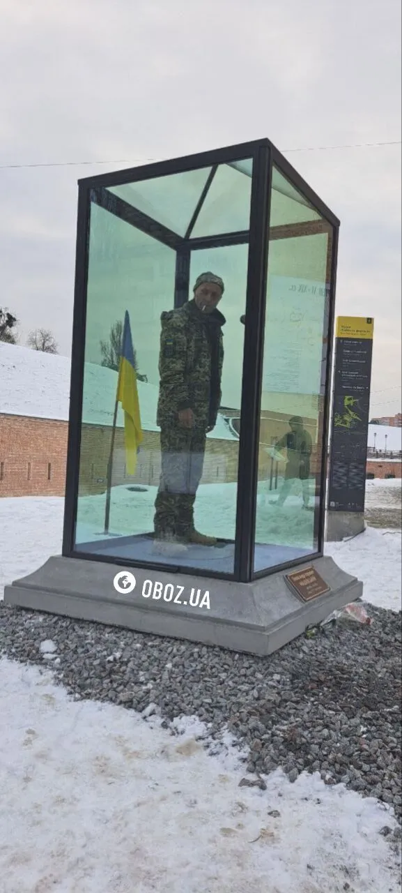 У Києві відкрили пам’ятник воїну Мацієвському, якого розстріляли росіяни: його мати зворушила промовою. Фото і відео