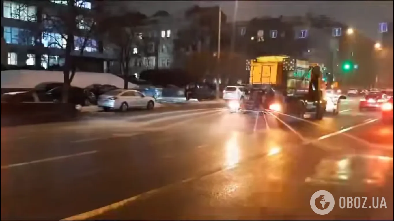 Подготовка к снегопаду в Киеве. Вечер 7 декабря