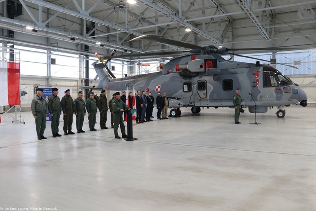 вертоліт AW101 ВМС Польщі dqxikeidqxiqqeant