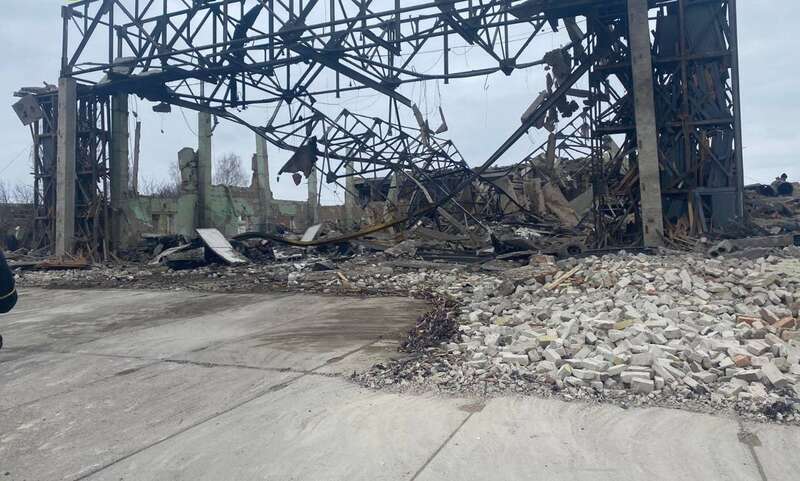 "Ворог влаштував полювання, авіабаза у пріоритеті". Чому РФ часто б’є по Старокостянтинову