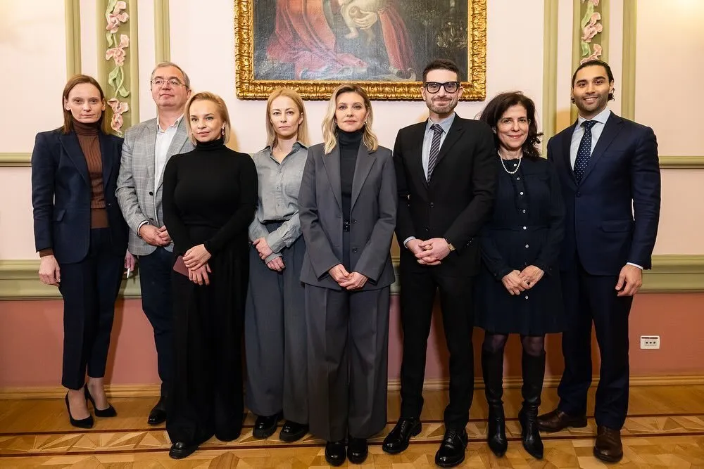 Зеленська показала наймодніші кольори зими 2023-2024: як їх поєднувати. Фото образів