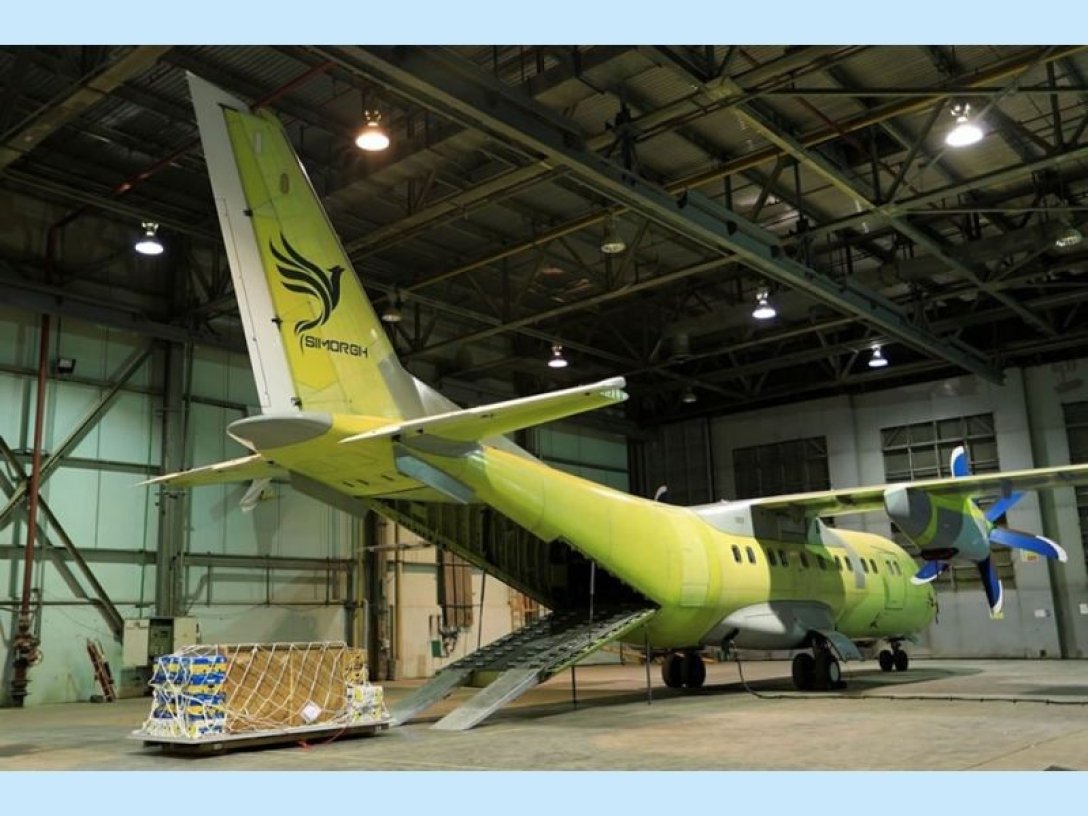 самолет Simorgh