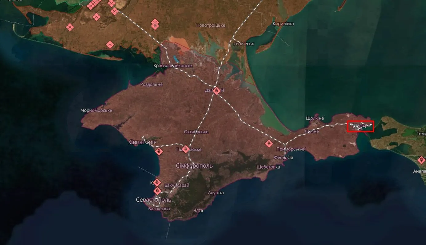 В оккупированной Керчи прогремела серия взрывов, поднялся дым. Фото