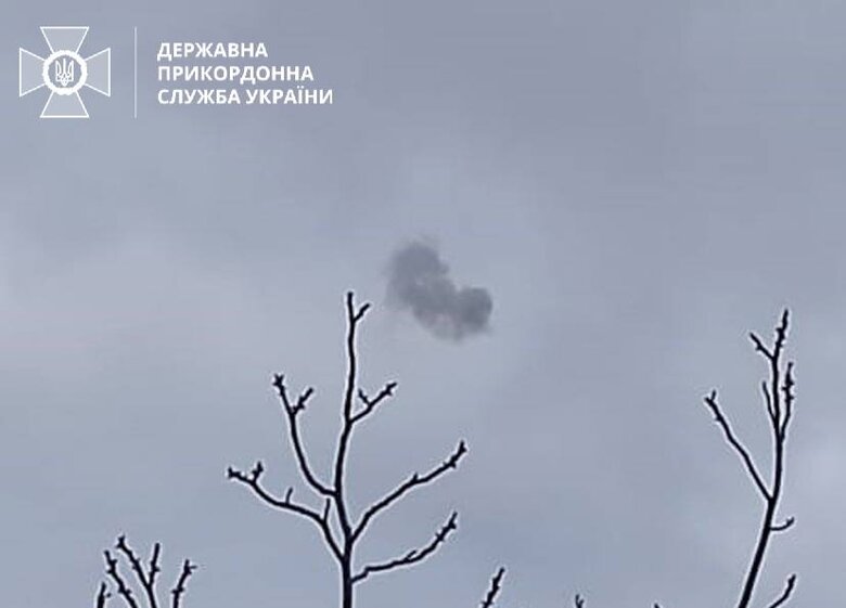 Шість ворожих FPV-дронів знешкодили прикордонники на Запорізькому напрямку 01 dqxikeidqxiqqeant