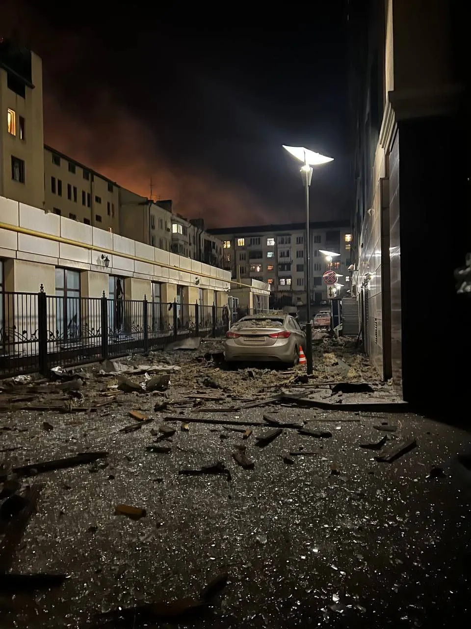 В окупованому Донецьку пролунали вибухи: повідомляють про ліквідацію російської