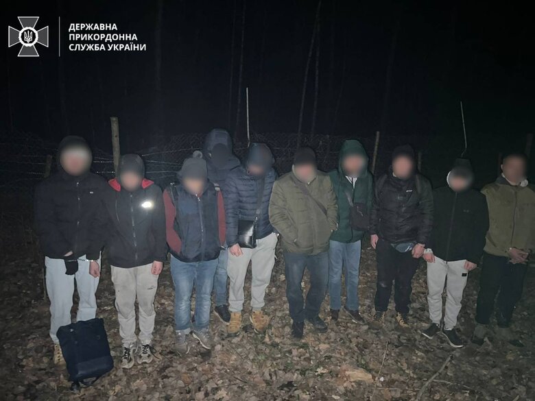 Затримано 10 чоловіків, які намагалися нелегально потрапити до Румунії, - Держприкордонслужба 02 dqxikeidqxidant