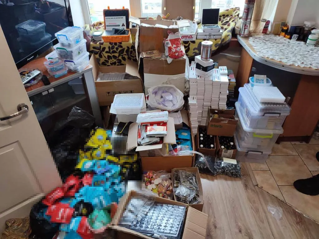 Заробляли до 100 млн грн на рік: у Києві викрили наркоугруповання. Фото і відео