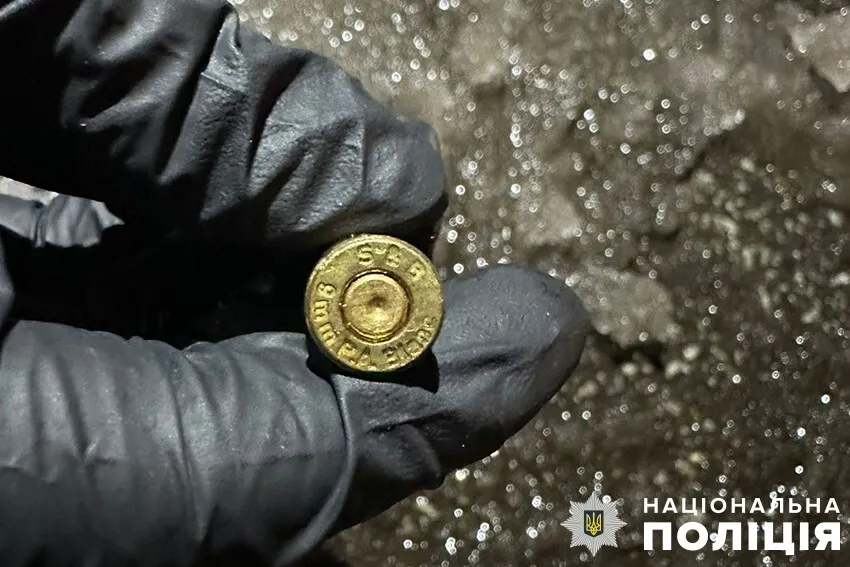 В Киеве женщина во время ссоры выстрелила в голову бывшему любимому. Фото