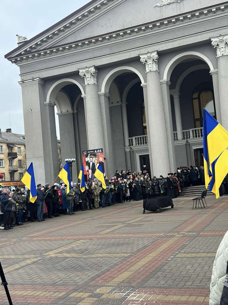 Ему навсегда будет 31: в Ровно попрощались с актером Владимиром Фединчуком, погибшим в боях за Украину. Фото