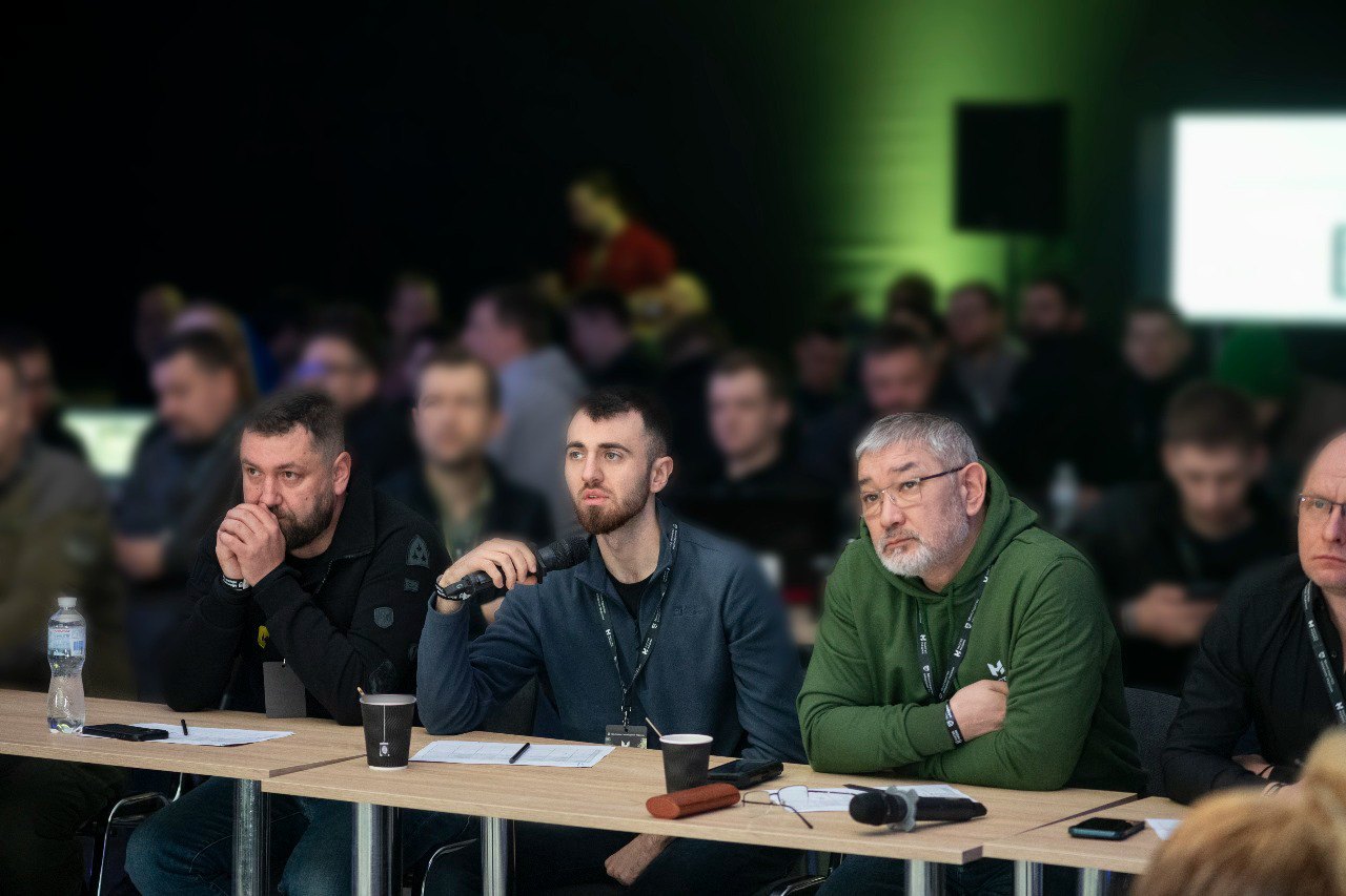 Під час першого хакатону Міноборони «Наступ машин» dqxikeidqxiqqeant