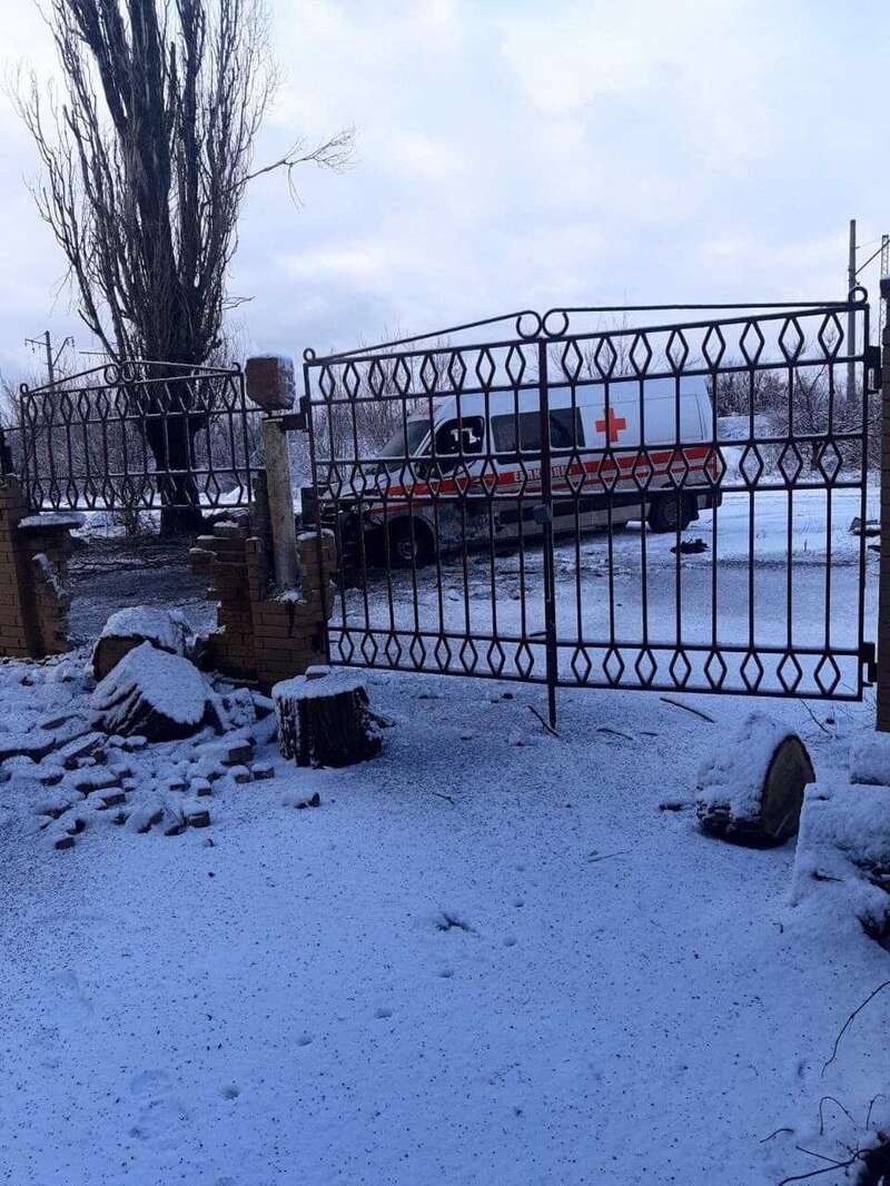 В Авдіївці окупанти поранили українського волонтера, його авто добили другим ударом. Фото і деталі dqxikeidqxitkant