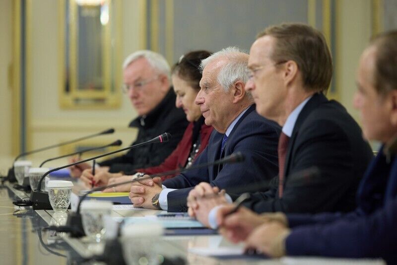 Обсудили сотрудничество Украины и ЕС в сфере безопасности: Зеленский встретился с Боррелем в Киеве. Фото и видео dqxikeidqxiqxxant