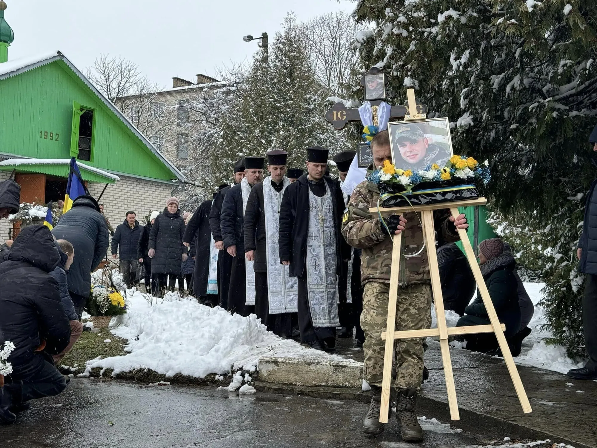 Погиб в Запорожском направлении: на Волыни попрощались с защитником Сергеем Дукельским. Фото