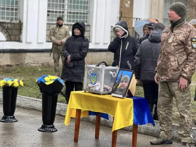 Кинувся рятувати побратимів і загинув сам: на Буковині попрощалися із 33-річним воїном Максимом Савіцьким dqxikeidqxiqqeant