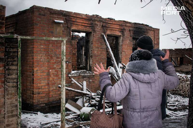 Могли згоріти живцем: харків’янин врятував сусідів після удару РФ по нафтобазі. Фото героя