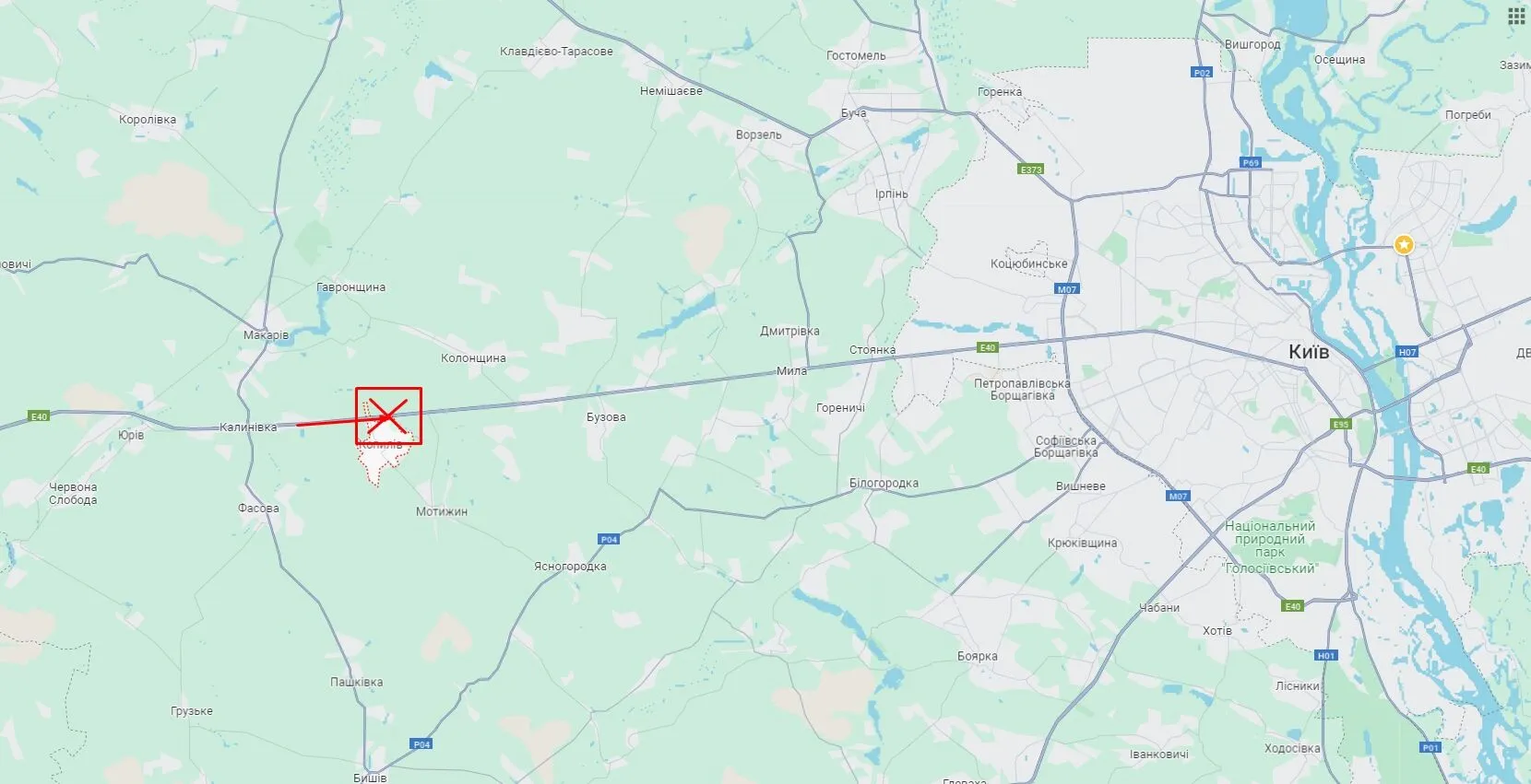 На Київщині легковик протаранив спецтранспорт дорожньої служби: рух перекрито, є постраждалі. Фото dqxikeidqxiqqeant