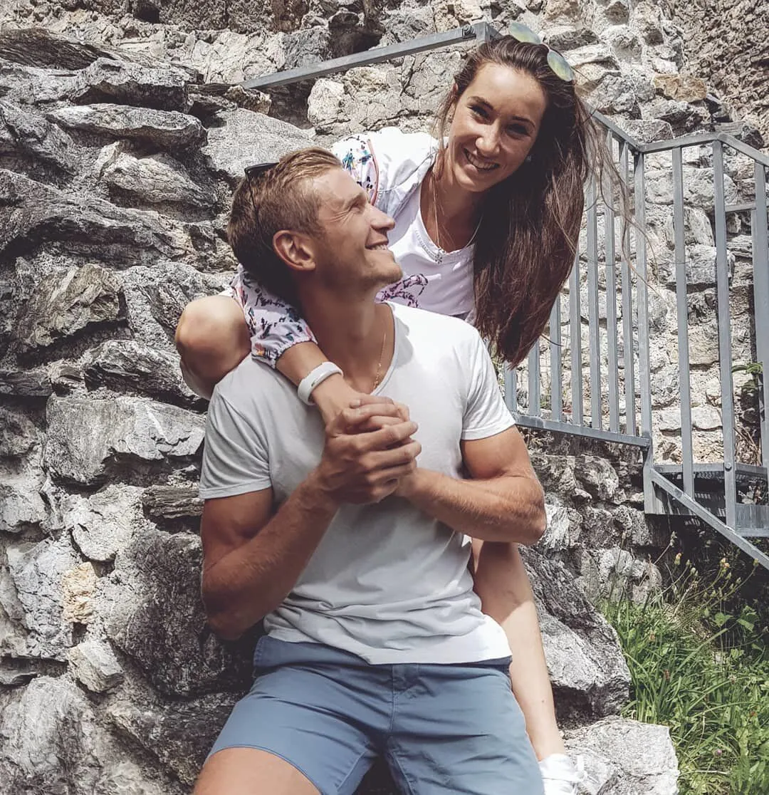 Зірка українського біатлону закохався у відому швейцарку і поріднився з фаном Путіна: роман розпочався у літаку та пережив війну