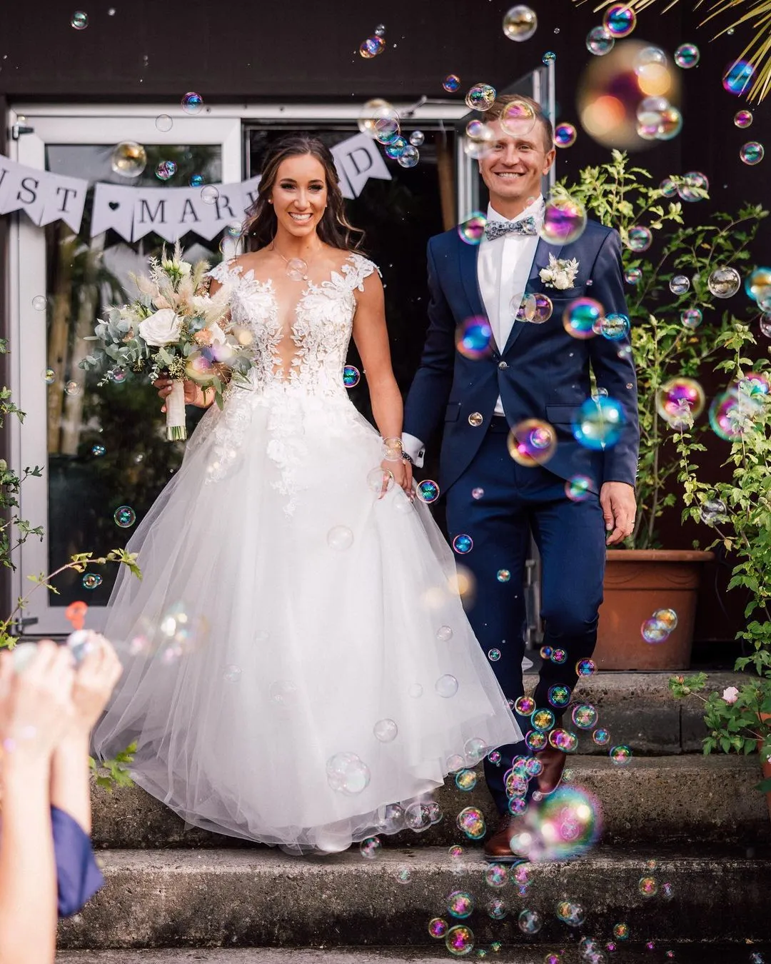 Зірка українського біатлону закохався у відому швейцарку і поріднився з фаном Путіна: роман розпочався у літаку та пережив війну