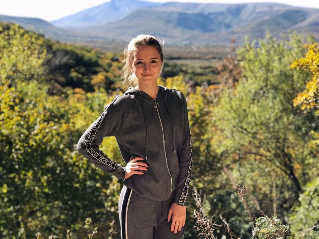 Миколенко одружився з дівчиною з Криму і показав фото