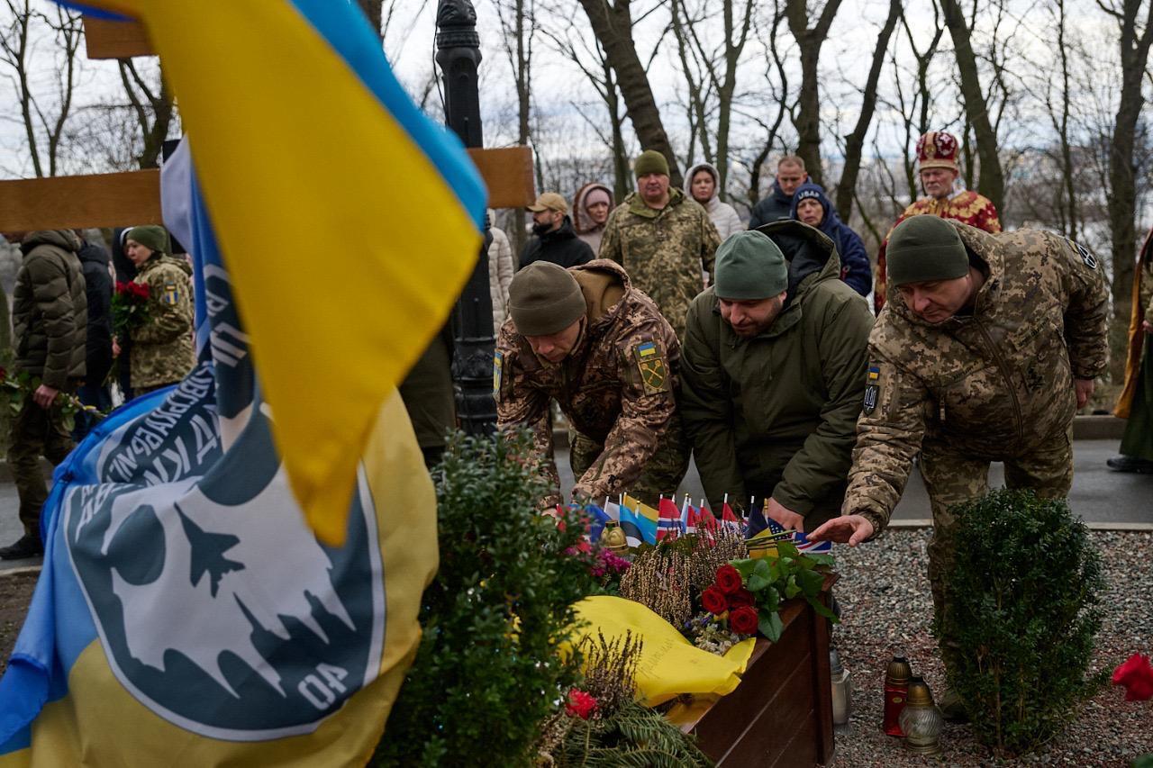 Військове керівництво вшанувало пам’ять загиблих