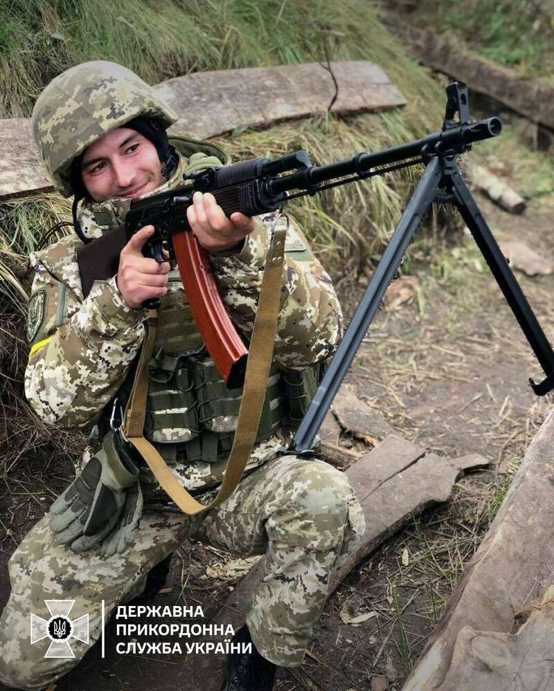 Мати загиблого Героя передала дрони бійцям Донецького прикордонного загону. Фото