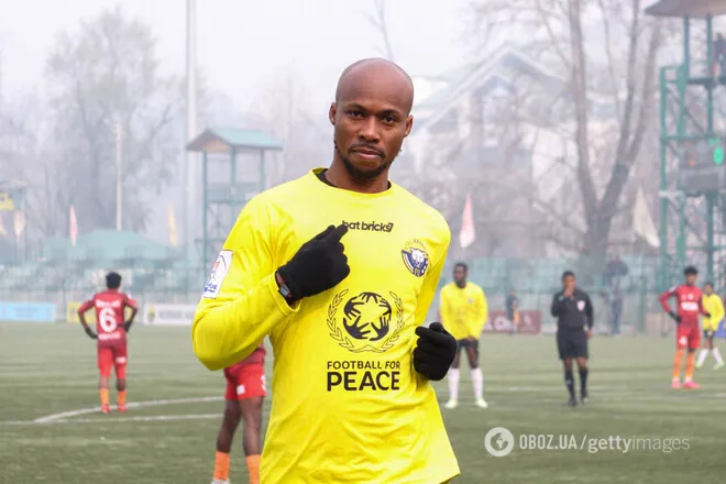 Вне законов физики. В чемпионате Индии по футболу забит уникальный супергол в лучших традициях Болливуда. Видео dqxikeidqxiqqeant