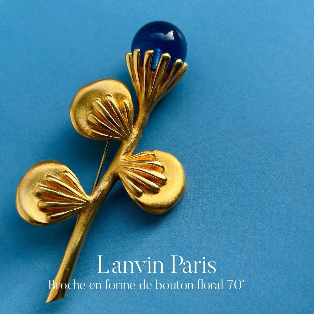 В цветах флага Украины. Зеленская надела винтажную брошь на встречу с первым джентльменом Дании