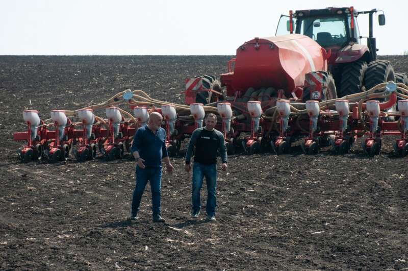 посівна Мінімум, який працюватиме в секторі сільського господарства, сягає 500 тисяч найманих працівників dqxikeidqxiqqeant