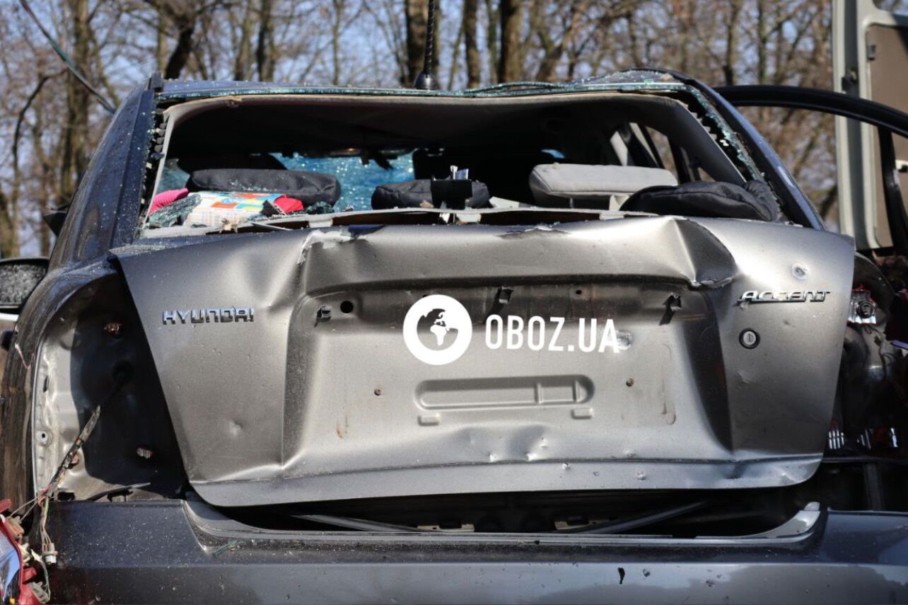 Уламок ракети влучив у будинок, який пережив Другу світову війну: наслідки ракетної атаки на Київ. Фоторепортаж