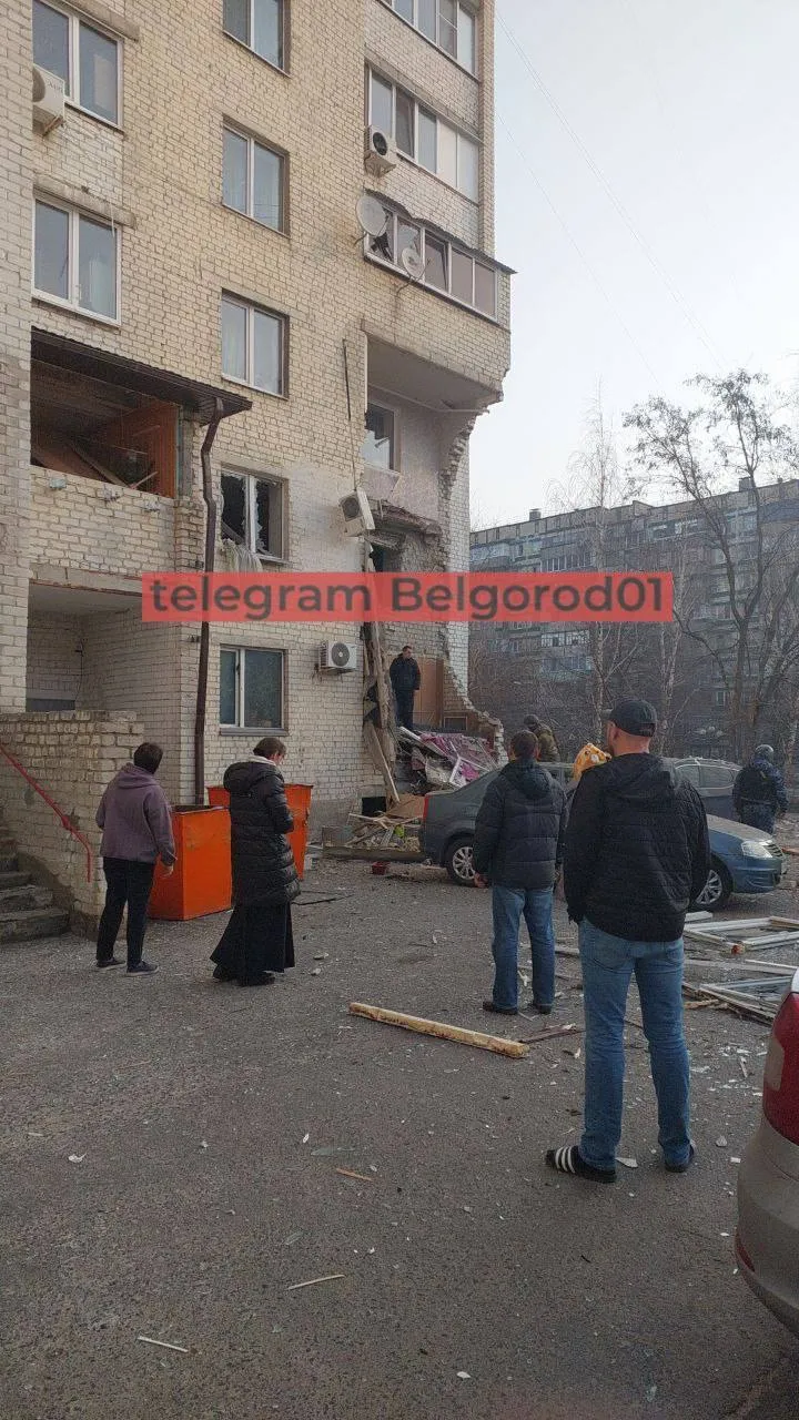 У Бєлгороді показали наслідки атак БПЛА, скаржаться на розвалені будинки. Фото і відео