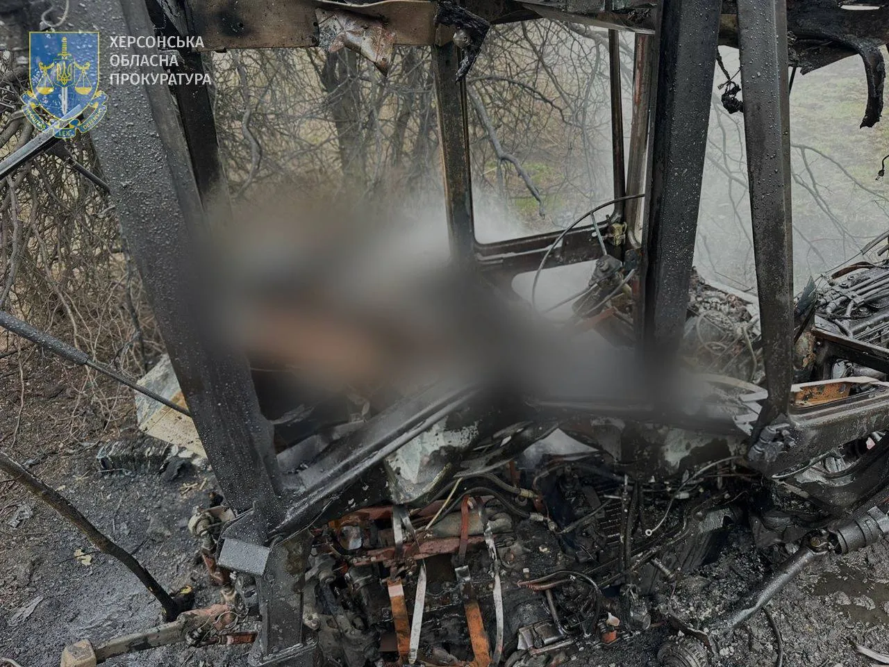 Ran into Russian explosives: a tractor driver died as a result of the detonation of a shell in the Kherson region