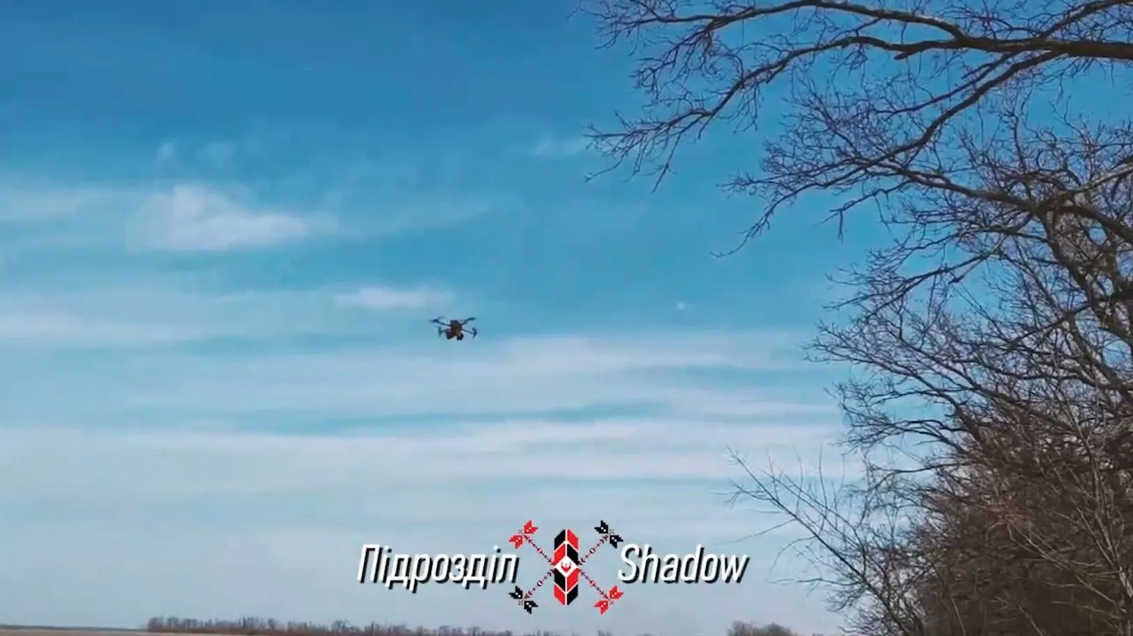 Ukrainian soldiers destroyed a Russian T-90M tank with a drone drop dqxikeidqxitkant
