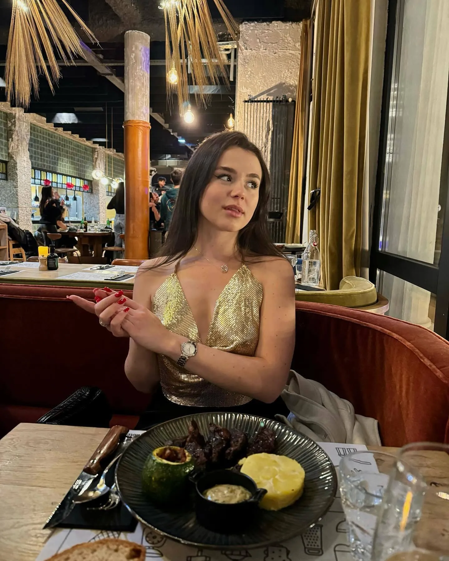 She led a glamorous life in Europe during a full-scale war: what is known about the Ukrainian model who died in Italy