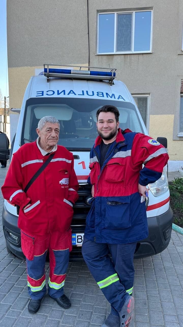 Швидку викликали через температуру й біль у животі: на Одещині жінка до пологів не знала, що вагітна dqxikeidqxitkant