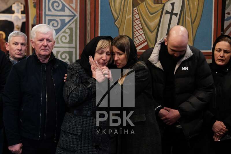 В Киеве простились с военным и волонтером Павлом Петриченко (фото)