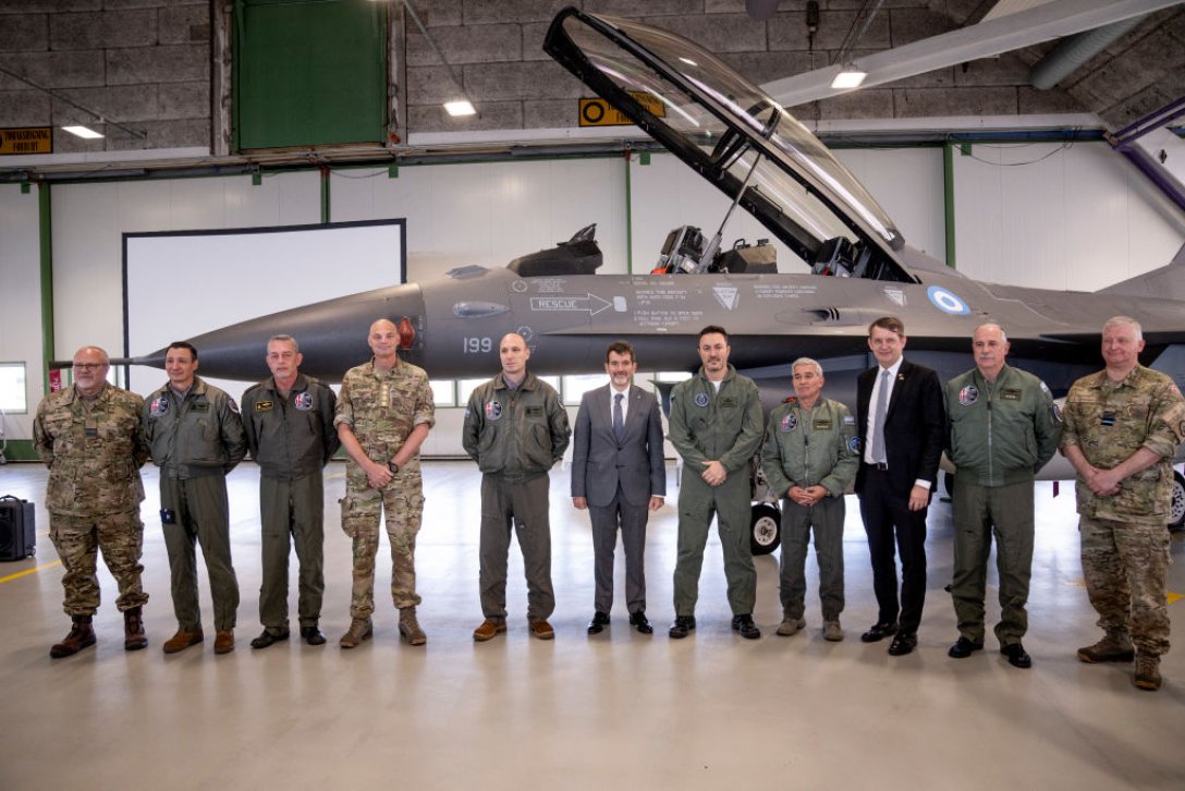 F-16, самолет F-16, самолет F-16 Аргентина, почему F-16 продают Аргентине, когда Украина получит F-16 dqxikeidqxitkant