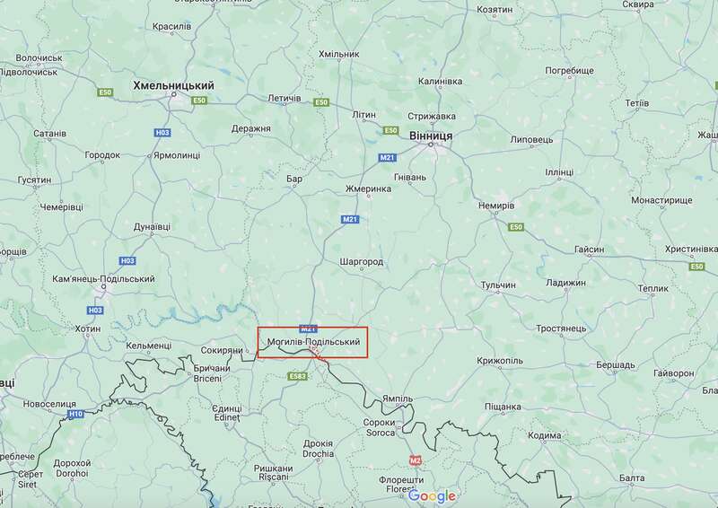 Произошел оползень: в Винницкой области спасатели достали из-под завала погибшего человека. Фото dqxikeidqxiqqeant