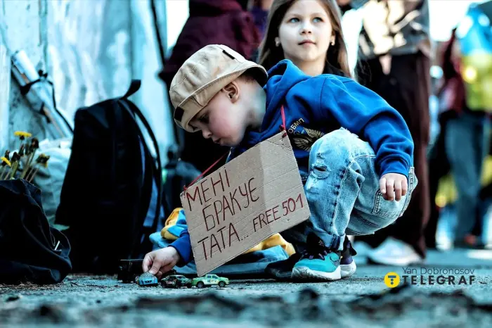 Акція на підтримку військовополонених та цивільних заручників