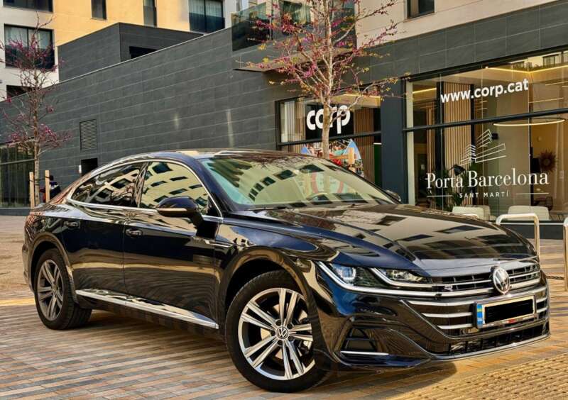 The family of Petr Olenich purchased two Volkswagen Arteon 2021 cars in 2021 and 2022