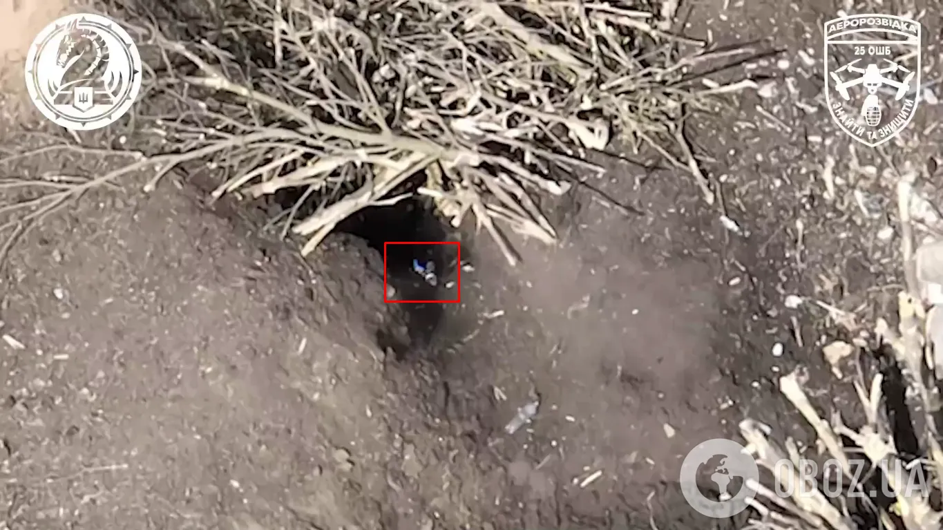 Дрон летит во вражеский блиндаж