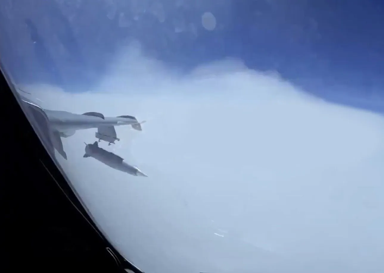 Китай показал свой аналог ракеты dqxikeidqxiqqeant