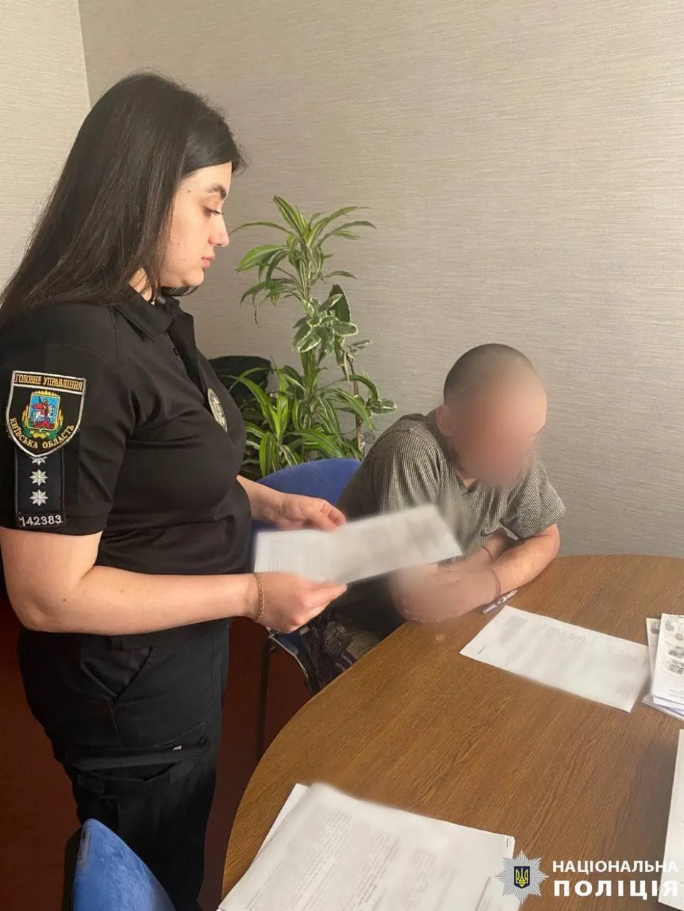 На Київщині чоловік через зауваження ледь не вбив сусіда. Подробиці справи dqxikeidqxiqqeant