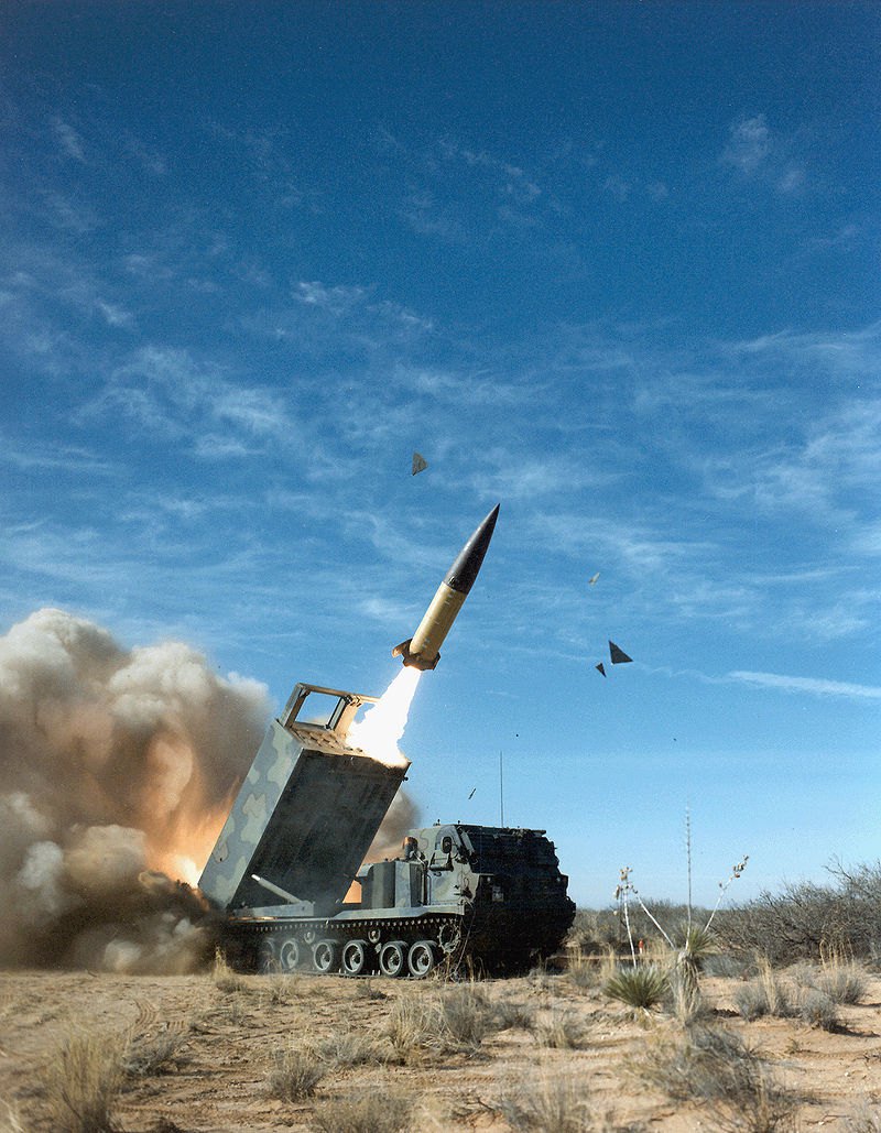  <i>ATACMS</i>   <i>M270 MLRS</i>