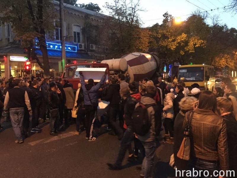 img144595881135761445959152