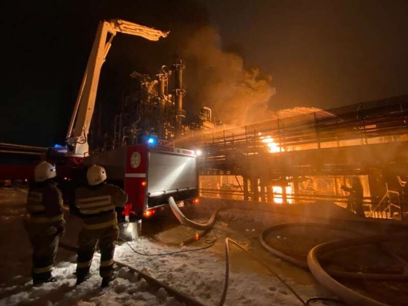 пожар, кстовский нпз, россия, атака дронов