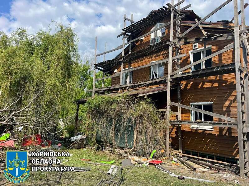 Россияне ударили по жилому сектору Харькова: шесть человек ранены, есть разрушения. Фото