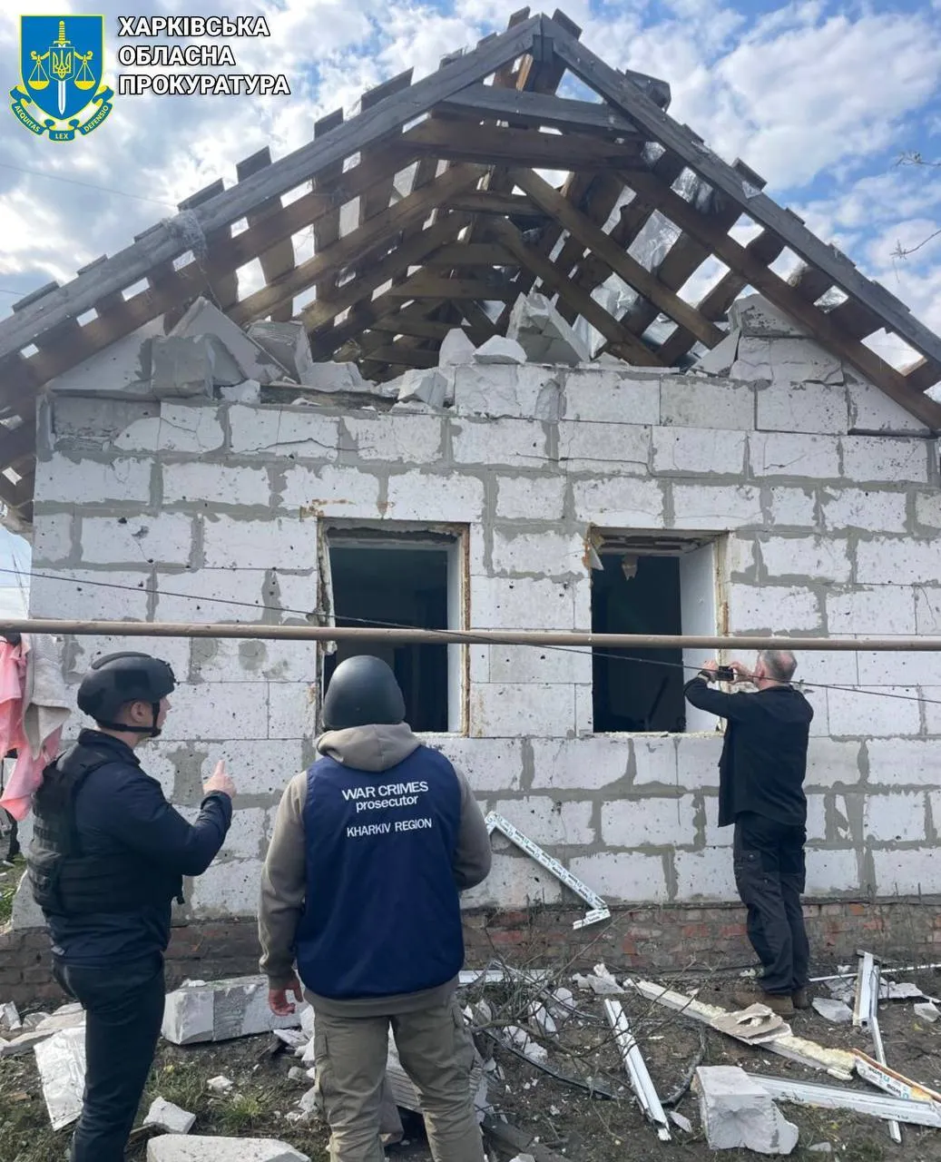 Россияне ударили по жилому сектору Харькова: шесть человек ранены, есть разрушения. Фото