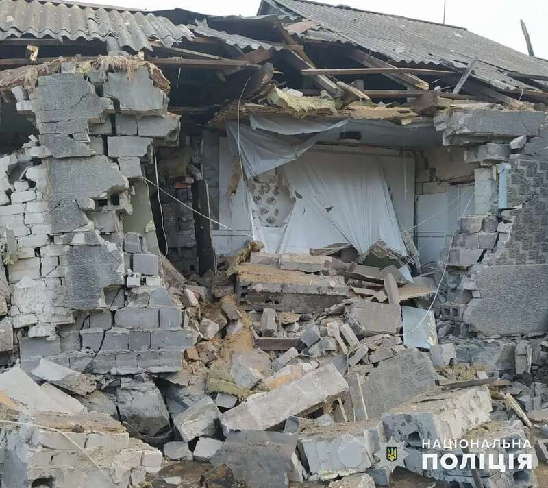 Зруйнований будинок