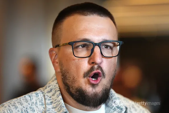 Усика позбавлять титулу абсолютного чемпіона світу: промоутер українця зробив заяву dqxikeidqxitkant