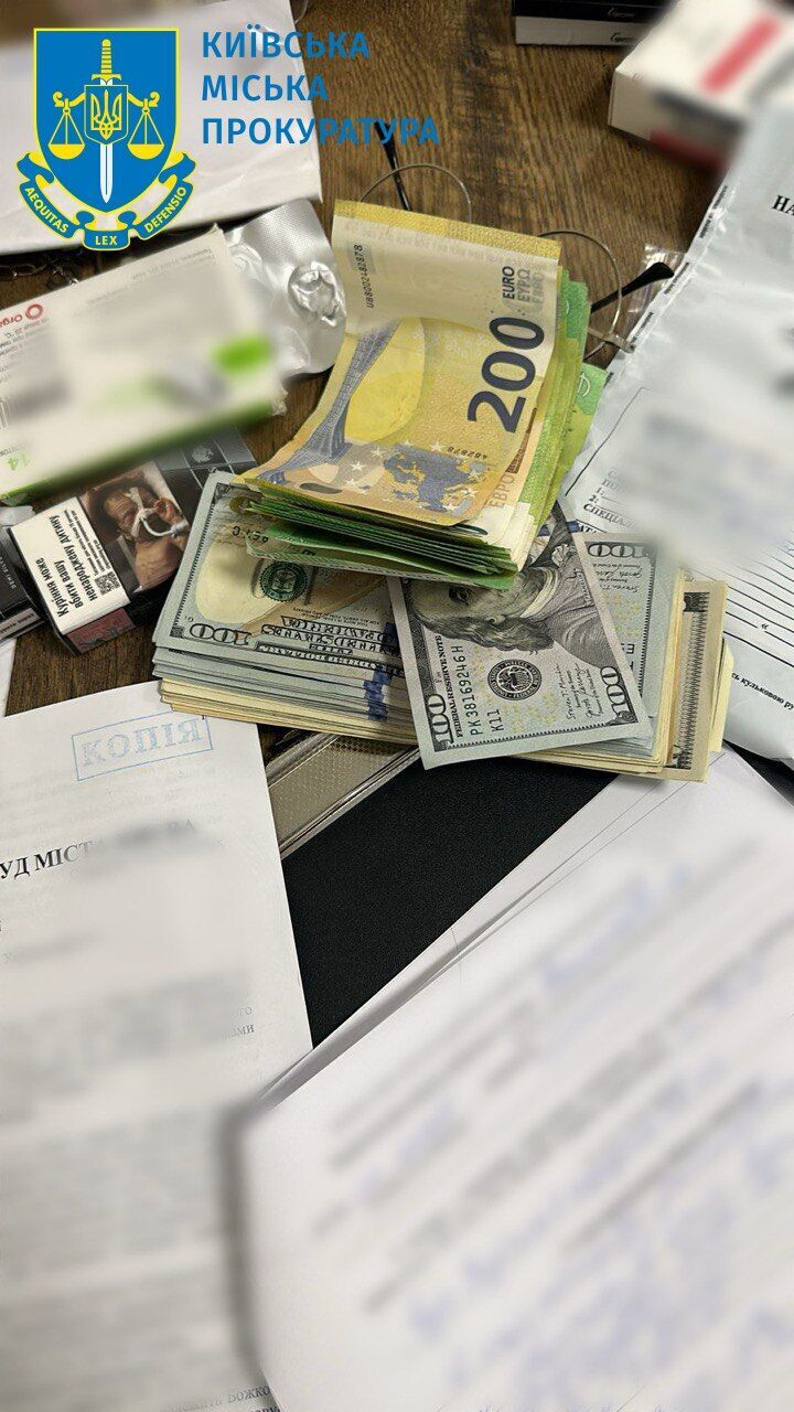 Продавали кокаїн у військовій формі: у Києві затримали наркоторговців-псевдорезервістів